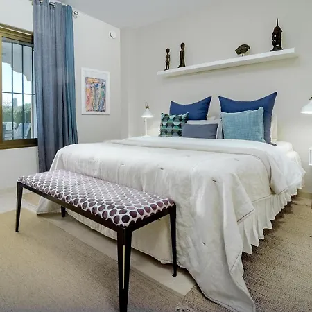 Cb- Cozy Refurbished Apartment, Perfect Location Apartment Marbella