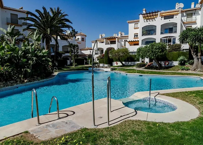 Cb- Cozy Refurbished Apartment, Perfect Location Marbellac