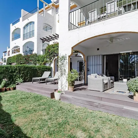 شقة Cb- Cozy Refurbished Apartment, Perfect Location